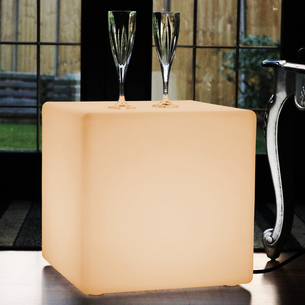 LED Würfel Sitzhocker Beistelltisch 40 cm mit Glühbirne E27 Warmweiß
