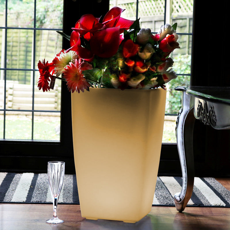 Beleuchtete 50 cm Stehvase, LED Blumentopf, Pflanzentrog, dekorative Lampe, warmweißes Licht