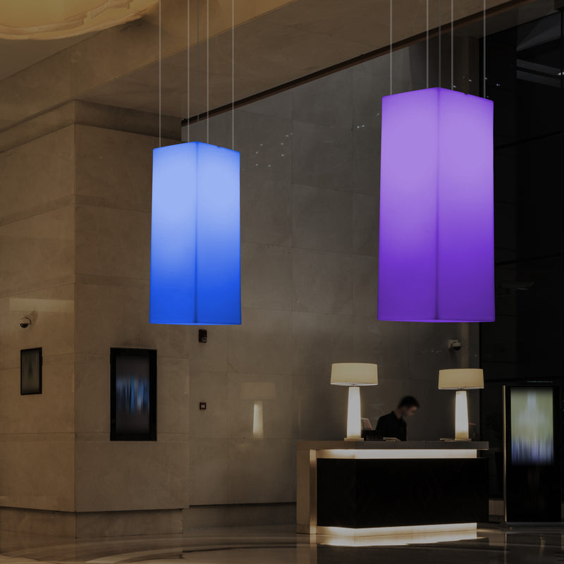 Lineare LED Hängeleuchte, mehrfarbige moderne RGB Hängelampe, 80 x 30 cm, Atmosphärenlampe
