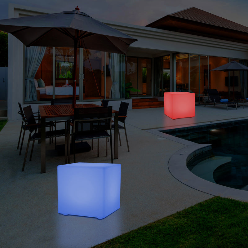 Netzbetriebene Outdoor Gartenleuchte, 30 cm farbveränderlicher LED Würfel Lampe Balkon Terrasse