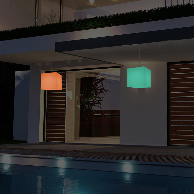 LED Hängelampe für den Garten, netzbetriebene 15 cm Outdoor Würfel Hängeleuchte, Multicolor