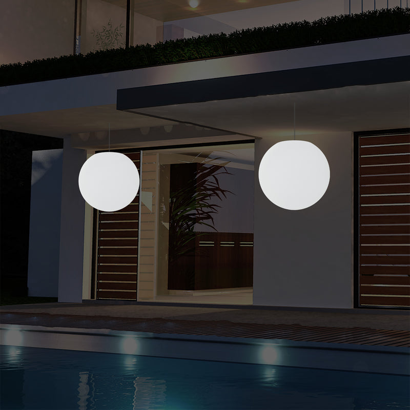 LED Terrassen Pendelleuchte, netzbetriebene Outdoor 40 cm Kugel Deckenlampe, Ball 5V Niederspannung