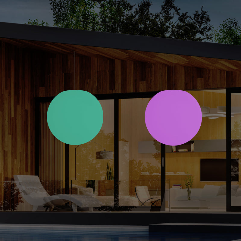Hängelampe für die Gartenterrasse, netzbetriebene LED Pendelleuchte, 60 cm Globus Kugel Ball, RGB