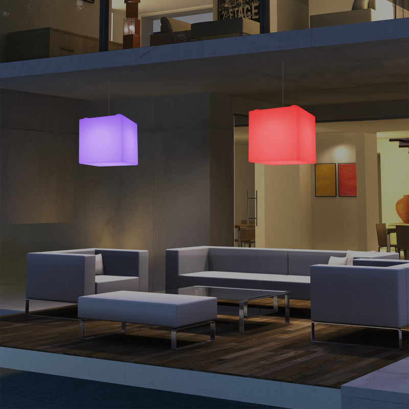 Hängeleuchte für Außenveranda, netzbetriebene LED Pendelleuchte, 30 cm Würfel, Cube mit Farbwechsel