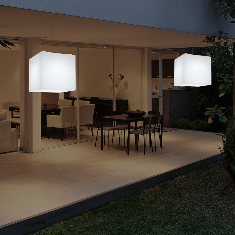 Hängeleuchte für Außenveranda, netzbetriebene LED Pendelleuchte, 30 cm Würfel, Cube mit Farbwechsel