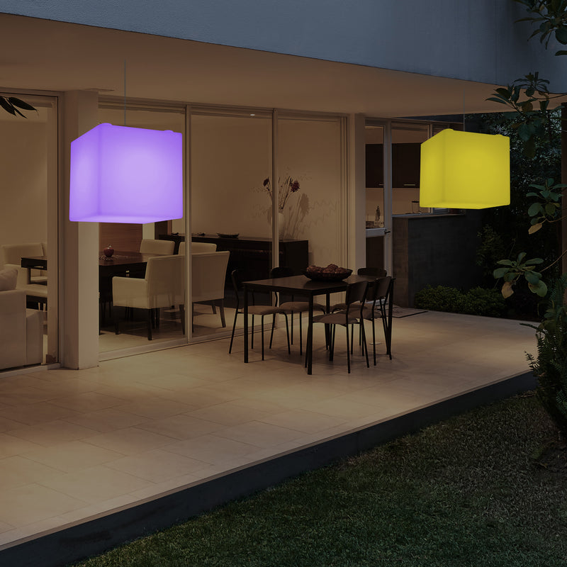 Hängeleuchte für Außenveranda, netzbetriebene LED Pendelleuchte, 30 cm Würfel, Cube mit Farbwechsel