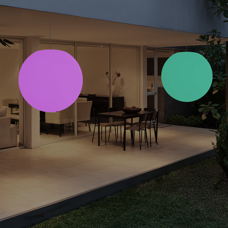 Netzbetriebene Garten Pendelleuchte für den Außenbereich, 50 cm LED Kugel Hängeleuchte, mehrfarbig