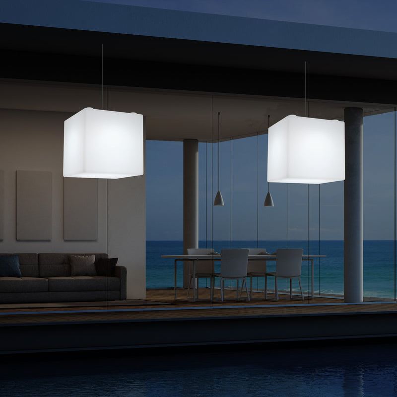 Hängeleuchte für Außenveranda, netzbetriebene LED Pendelleuchte, 30 cm Würfel, Cube mit Farbwechsel