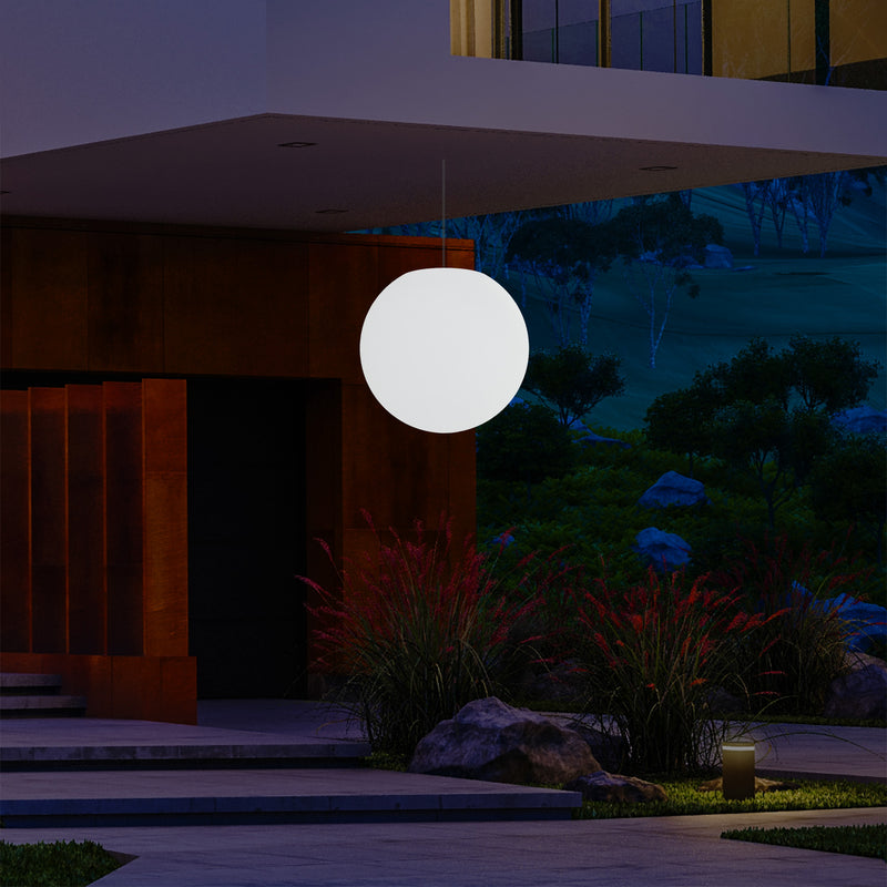 Balkon Außenleuchte, netzbetriebene LED Pendelleuchte, Ball 30 cm Kugel Hängelampe, mehrfarbig