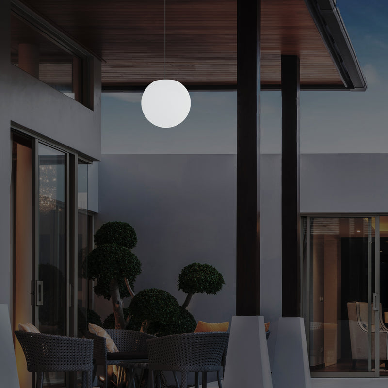 Netzbetriebene Veranda Pendelleuchte für den Außenbereich, 25 cm LED Globus Hängeleuchte Farbwechsel