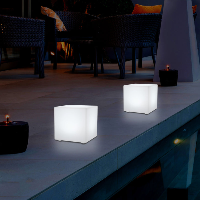 Netzbetriebene Garten Terrassenbeleuchtung, 5V Multi Color LED Tischlampe, 20 cm Würfel Form Cube