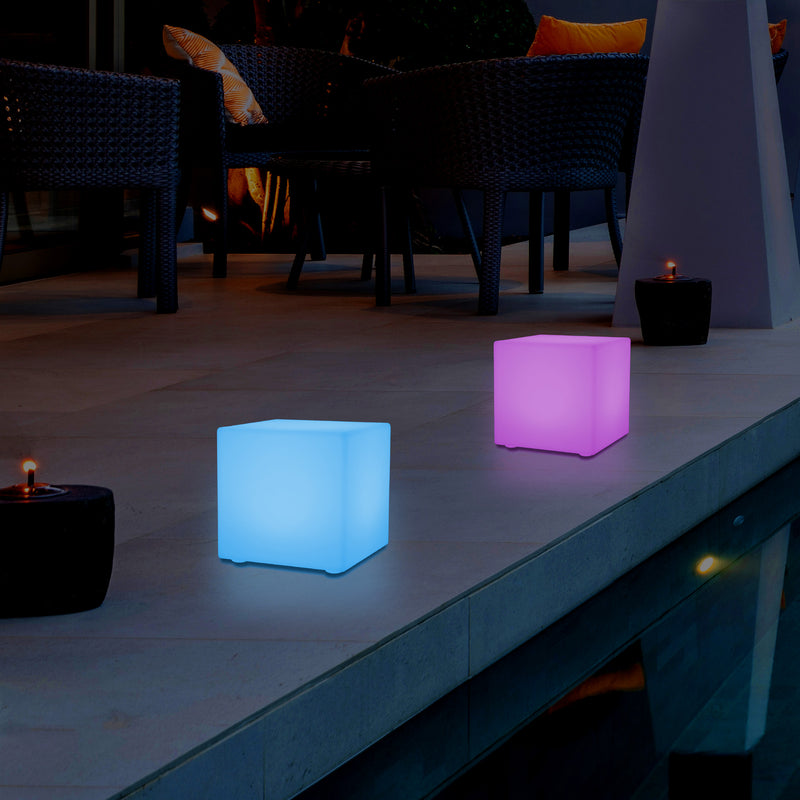 Netzbetriebene Garten Terrassenbeleuchtung, 5V Multi Color LED Tischlampe, 20 cm Würfel Form Cube