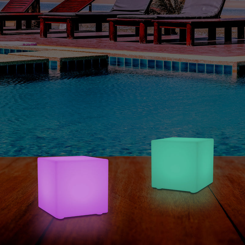 Netzbetriebene Garten Terrassenbeleuchtung, 5V Multi Color LED Tischlampe, 20 cm Würfel Form Cube