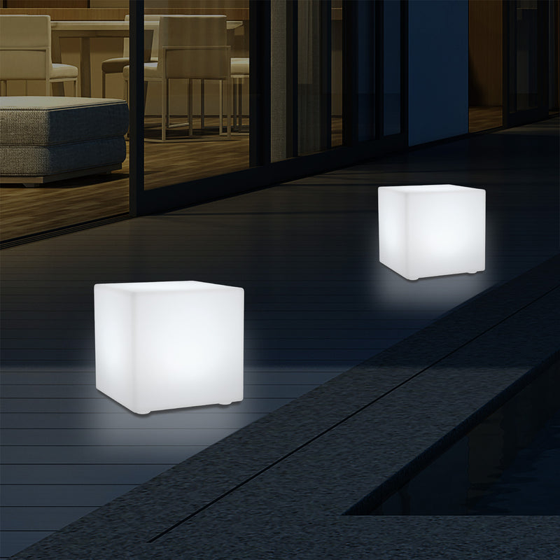 Netzbetriebene Garten Terrassenbeleuchtung, 5V Multi Color LED Tischlampe, 20 cm Würfel Form Cube