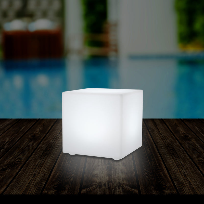 LED Tischlampe Outdoor Garten Terrasse, netzbetriebene RGB Würfelleuchte, 5V Niederspannung, 15 cm